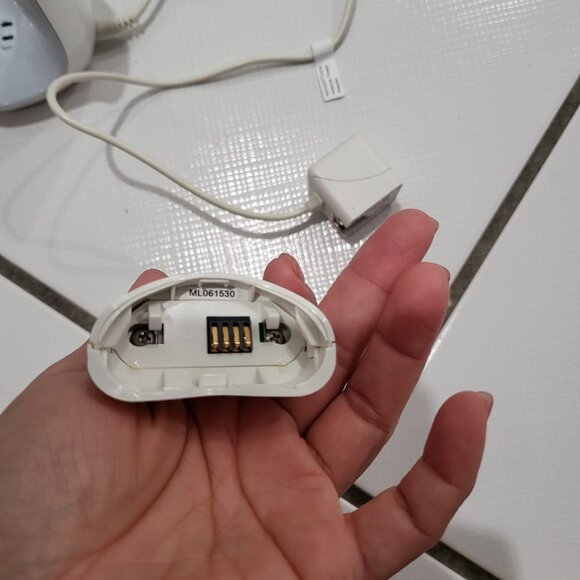 Nuface Trinity (2013 version, 1st generation) + Effective Lip & Eye Attachment - Picture 11 of 16